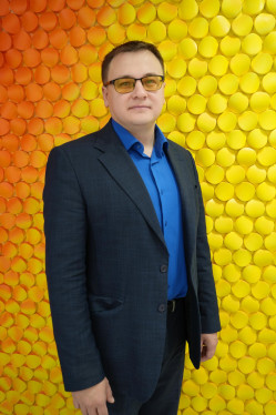 Янцен Яков Яковлевич.